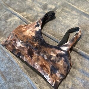 Lululemon reversible sports bra